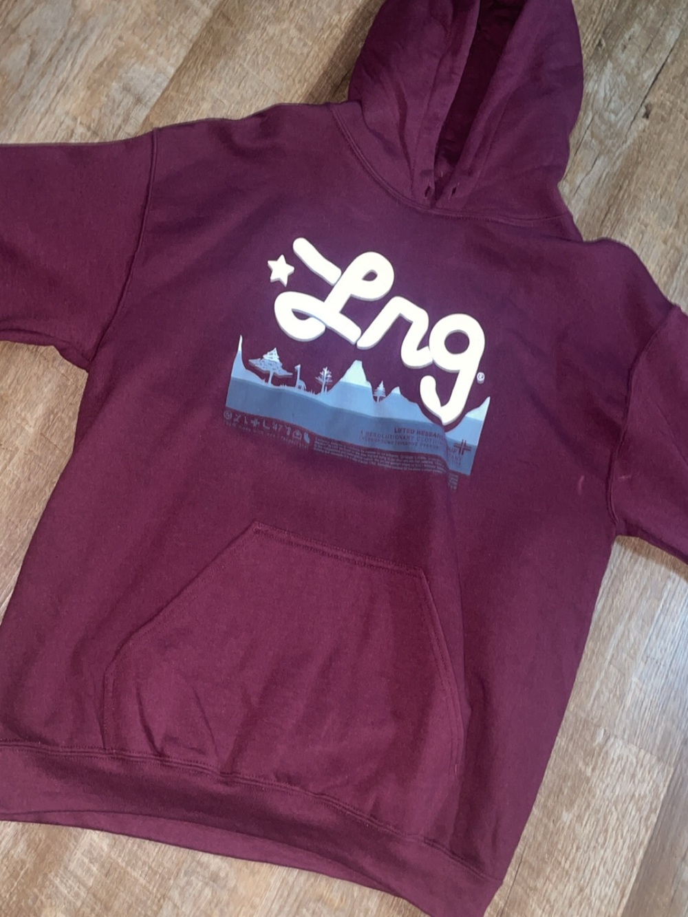 (M) LRG Maroon Graphic Logo Hoodie